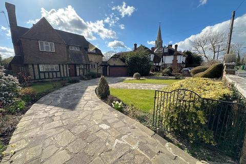 4 bedroom detached house for sale, The Green, London