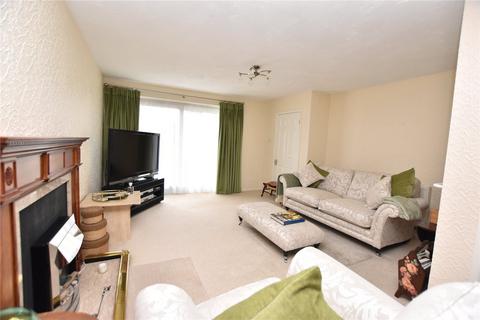 3 bedroom end of terrace house for sale, Fairfax Close, Leeds, West Yorkshire
