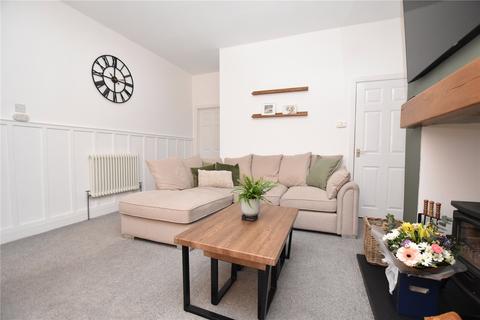 1 bedroom terraced house for sale, School Street, Tingley, Wakefield, West Yorkshire