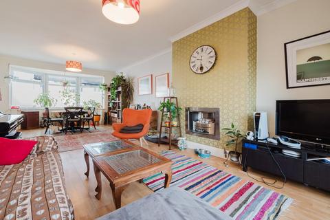 22 Avondale Road, Stretford, Manchester, M32 0GB