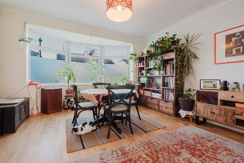 22 Avondale Road, Stretford, Manchester, M32 0GB