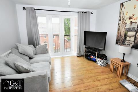 2 bedroom apartment to rent, Guardians Walk, Stourbridge