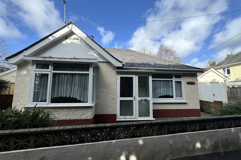 2 bedroom bungalow to rent, Burlington Close, Barnstaple, Devon, EX32