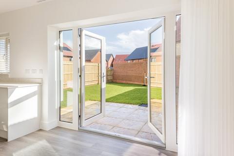 4 bedroom detached house for sale, Plot 472, The Warrington at Cross Trees Park, Shrivenham, SN6 Bingham Turner Way (off the A420 roundabout) Shrivenham, Swindon, Oxfordshire SN6 8GL