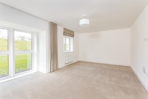 4 bedroom detached house for sale, Plot 472, The Warrington at Cross Trees Park, Shrivenham, SN6 Bingham Turner Way (off the A420 roundabout) Shrivenham, Swindon, Oxfordshire SN6 8GL