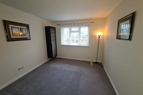 2 bedroom flat to rent, Redmire Close, Darlington, DL1