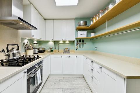 2 bedroom flat for sale, Artillery Mansions, Victoria Street, London, SW1H