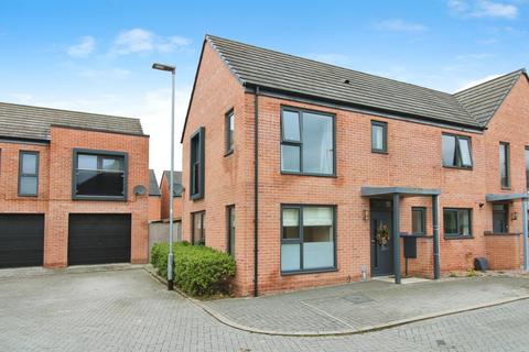 3 bedroom semi-detached house for sale, Manor House View, Castleford WF10