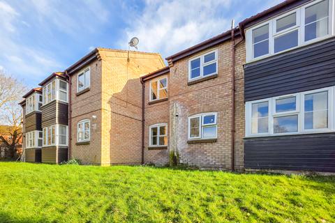33 Brecken Close, St Albans, AL4 9LF