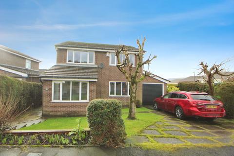 4 bedroom detached house for sale, Meadowfield Close, Glossop SK13