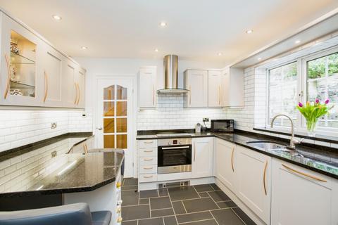 4 bedroom detached house for sale, Central Park, West Yorkshire HX1