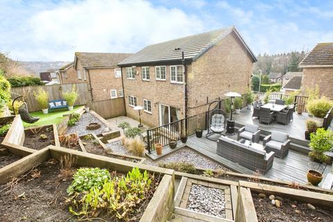 4 bedroom detached house for sale, Central Park, West Yorkshire HX1