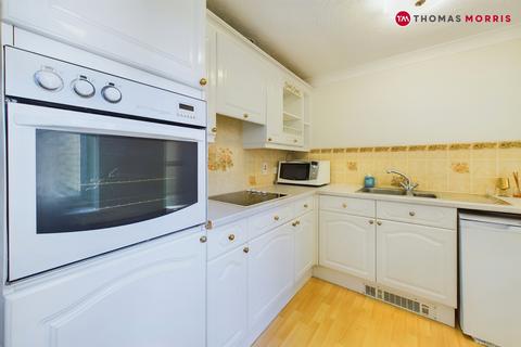 1 bedroom apartment for sale, Crosshall Road, St. Neots PE19