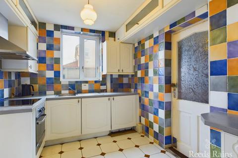 3 bedroom semi-detached house for sale, Boulton Grove, East Yorkshire HU9