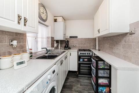 2 bedroom terraced house for sale, Black Road, Cheshire SK11