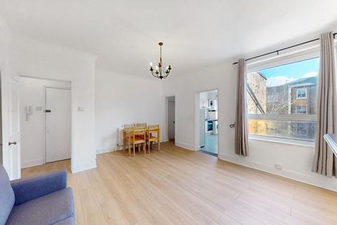 2 bedroom flat to rent, W12