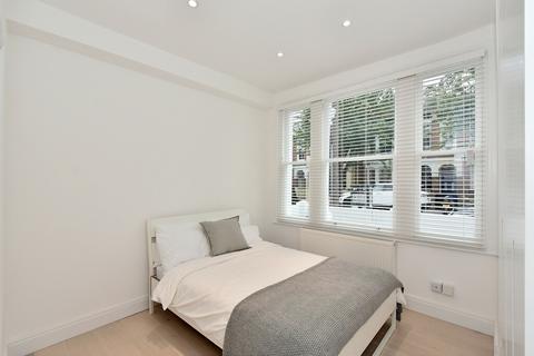 2 bedroom flat to rent, Lindrop Street, Fulham, SW6