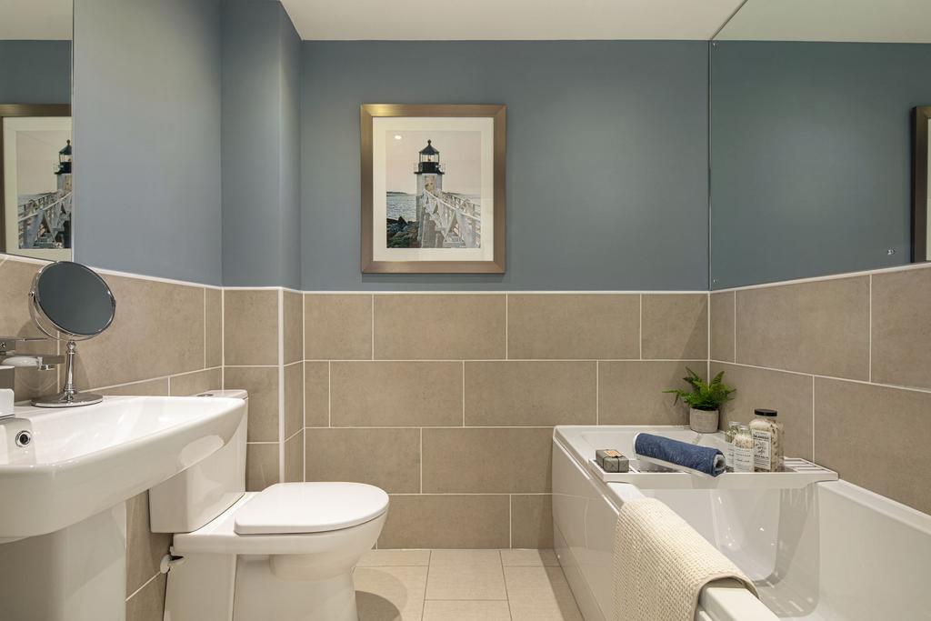 Family bathroom in the Alderney 4 bedroom home