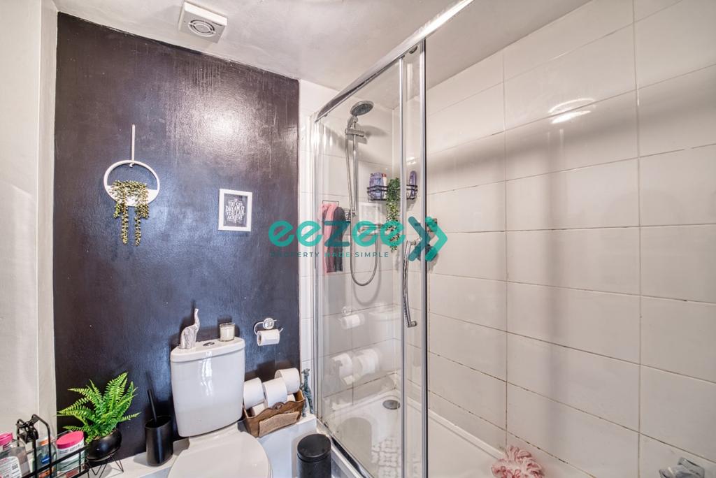 Bathroom.jpeg