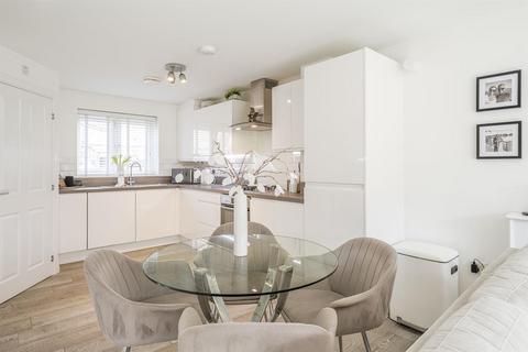 6 Gittins Park, Wombourne, Wolverhampton, WV5 0NR