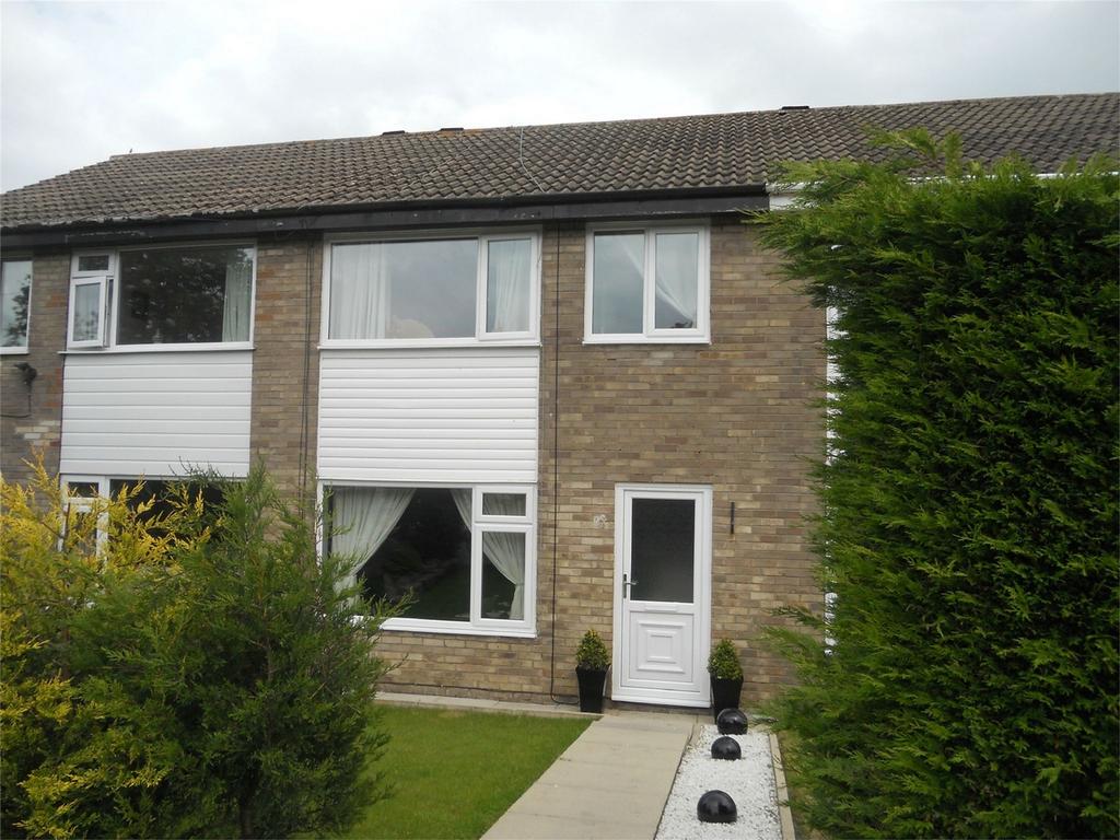 62 Thornhill Road, Steeton, Keighley, West Yorkshire 3 bed townhouse