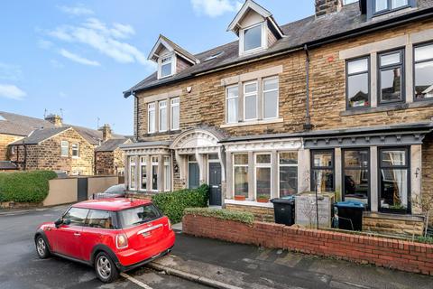 4 bedroom terraced house for sale, Grange Avenue, Harrogate, HG1