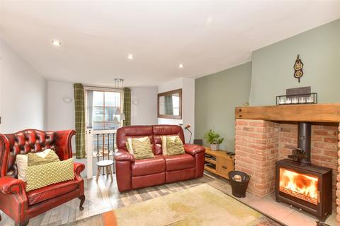 3 bedroom semi-detached house for sale, Selling Road, Selling, Faversham, Kent