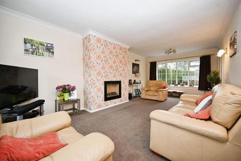 5 bedroom detached house for sale, Layton Avenue, Rawdon, Leeds