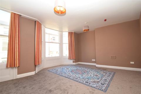 3 bedroom apartment for sale, Belle Vue Parade, Scarborough, North Yorkshire, YO11