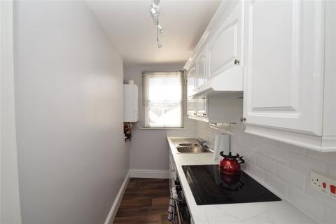 3 bedroom apartment for sale, Belle Vue Parade, Scarborough, North Yorkshire, YO11