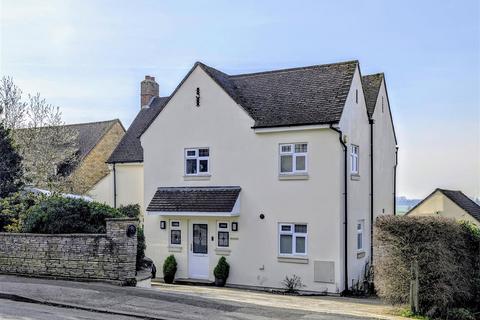 4 bedroom detached house for sale, Woods Orchard Road, Gloucester GL4