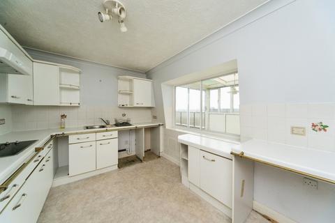 2 bedroom retirement property for sale, St Leonards Road, Eastbourne BN21