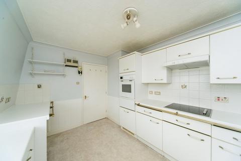 2 bedroom retirement property for sale, St Leonards Road, Eastbourne BN21