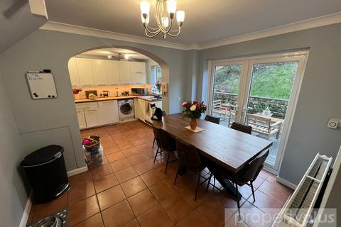 5 bedroom detached house for sale, Heol Y Fro Church Village - Pontypridd