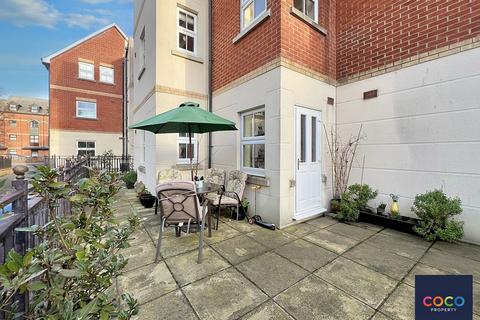 2 bedroom flat for sale, Kirtleton Avenue, Weymouth DT4