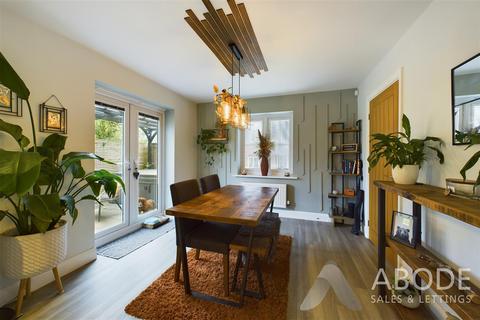 15 Campion Way, Uttoxeter, ST14 7TB