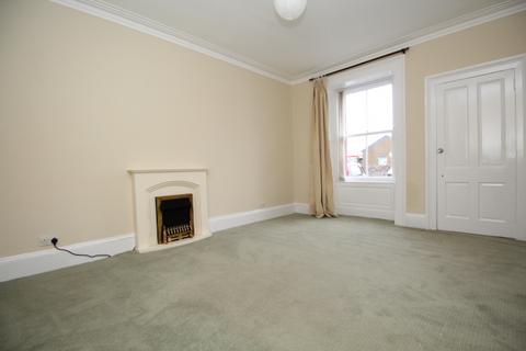 1 bedroom ground floor flat to rent, 14 Glenfinlas Street, Helensburgh, G84 7DJ