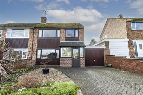 3 bedroom semi-detached house for sale, Glasshouse Lane, New Whittington, Chesterfield