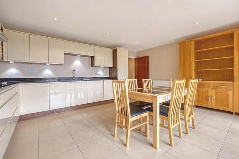 74 Bell Hill Close, Billericay, CM12 9QJ