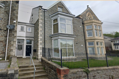 2 bedroom flat to rent, Heathfield, Swansea SA1