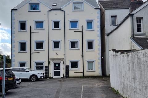 2 bedroom flat to rent, Heathfield, Swansea SA1
