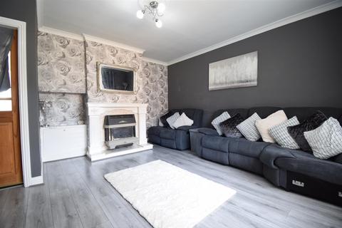 2 bedroom house for sale, Warmfield View, Wakefield WF1