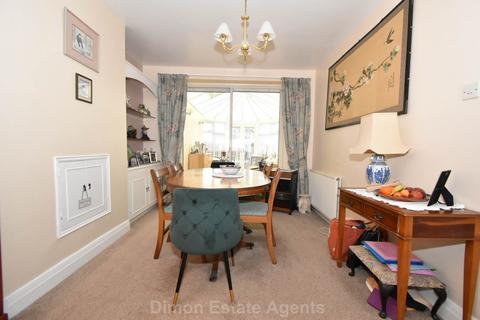 3 bedroom semi-detached house for sale, Heaton Road, Elson