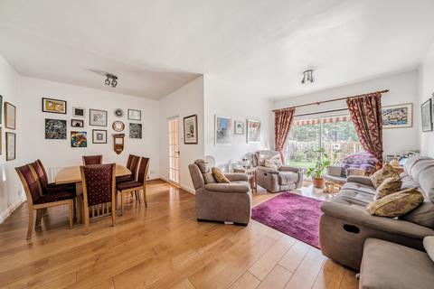 4 bedroom detached house for sale, Whitchurch Lane, Edgware