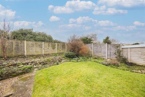 40 Cottenham Close, East Malling, West Malling, ME19 6BZ