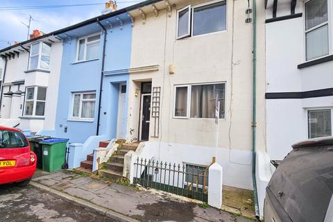 1 bedroom flat for sale, Elphick Road, Newhaven