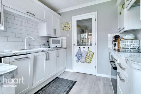 13 Braeford Close, Norwich, NR6 5EZ