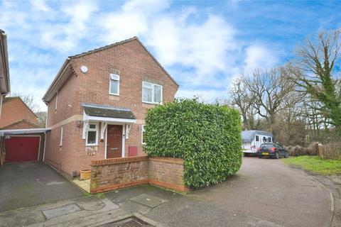 3 bedroom detached house for sale, Friday Wood Green, Colchester, Essex, CO2