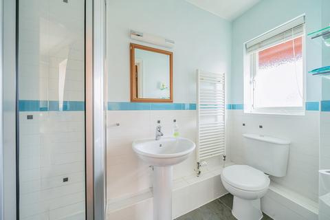 7 Princess Mary Close, Guildford, GU2 9UZ