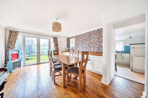 77 Baldreys, Farnham, GU9 8RH